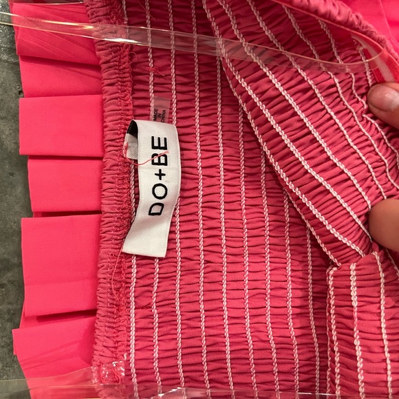 DO+BE Ruffle Strappless Top - Picture 4 of 5